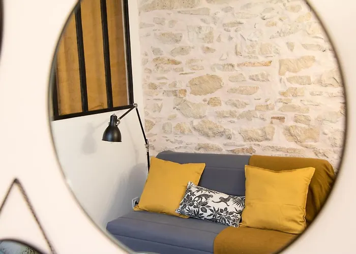 Cosy Nimes-centre * Νιμ